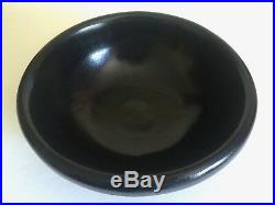 1980's Rare Bennington Potters David Gil Black Satin Stoneware Large Rimmed Bowl