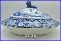 ANTIQUE STAFFORDSHIRE BLUE/WHITE POTTERY TUREEN & COVER with LION FINIAL, c. 1810