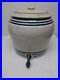 Antique_3_1_2_Gallon_Stoneware_Water_Crock_With_Blue_Stripes_And_Starburst_LID_01_rd
