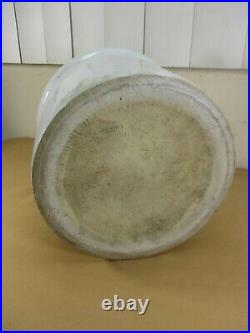 Antique 3 Quart Stoneware Pottery Butter Dairy Crock 9 Dia. X 7 Tall (a)