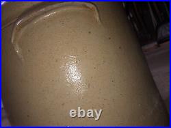 Antique 4 gallon Salt Glaze Stoneware Crock Bee Sting Design (CHIPPED)