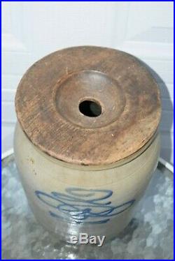 Antique Bee Sting Crock 2 Gallon Vintage Stoneware Crock with Wood Lid