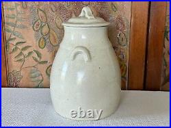 Antique Country Farmhouse White Glazed Lidded Stoneware Vinegar Pottery Crock