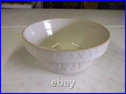 Antique Ruckel's Pottery Whitehall Stoneware 10.75 White Saw Tooth Large Bowl