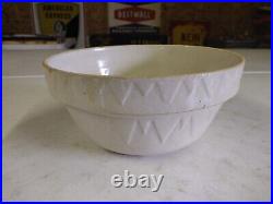 Antique Ruckel's Pottery Whitehall Stoneware 10.75 White Saw Tooth Large Bowl