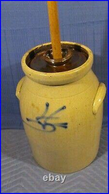 Antique Stoneware 4 Gallon Butter Churn c. 1890