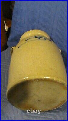 Antique Stoneware 4 Gallon Butter Churn c. 1890