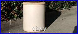 Antique Vintage 8 Gallon Robinson Ransbottom Stoneware Pottery Crock Blue Crown