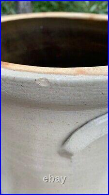 Beautiful Antique New York Stoneware 2 Gal. Decorated Cobalt Chicken Crock AAFA