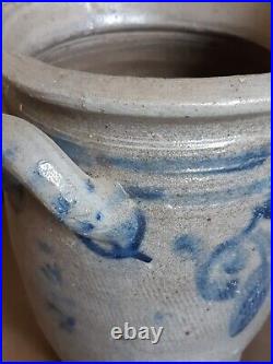 Ca 1830 Antique Stoneware Crock Storage Jar Cobalt Blue Flowers Pot Old Pottery