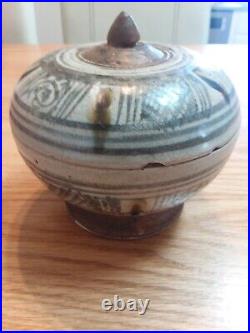 Indonesian Pottery Thai Sawankhalok Covered Stoneware Box 14th Century