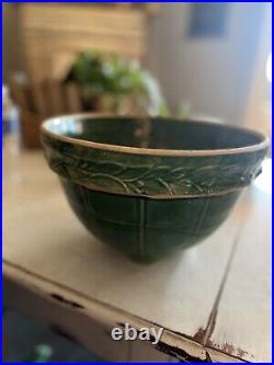 Large Antique Pottery Green Glaze CheckerBoard Vine Yellow Ware Mixing Bowl Rare