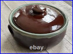 Rare Antique Stoneware Pottery brown blue CASSEROLE Red Ware Wing Baker Pot Bean
