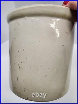 Red Wing Stoneware 2 Gallon Crock 4 Wing Design Antique No Chips or Cracks READ