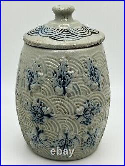 Whites of Utica CINNAMON Spice Jar withLid Stoneware Gray & Blue, Scarce